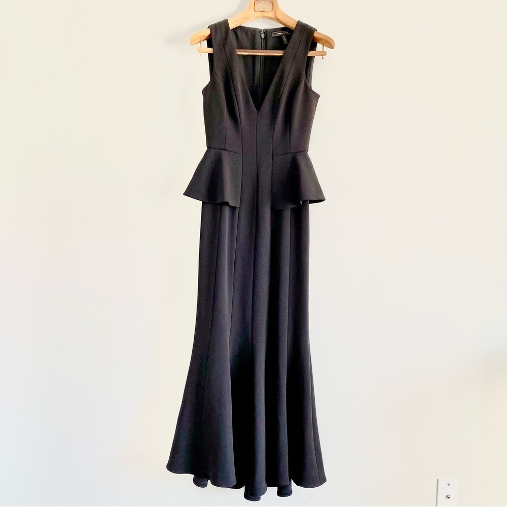 BCBG MaxAzria Elegant Black Deep V-Neckline Sleeveless Peplum Dress
